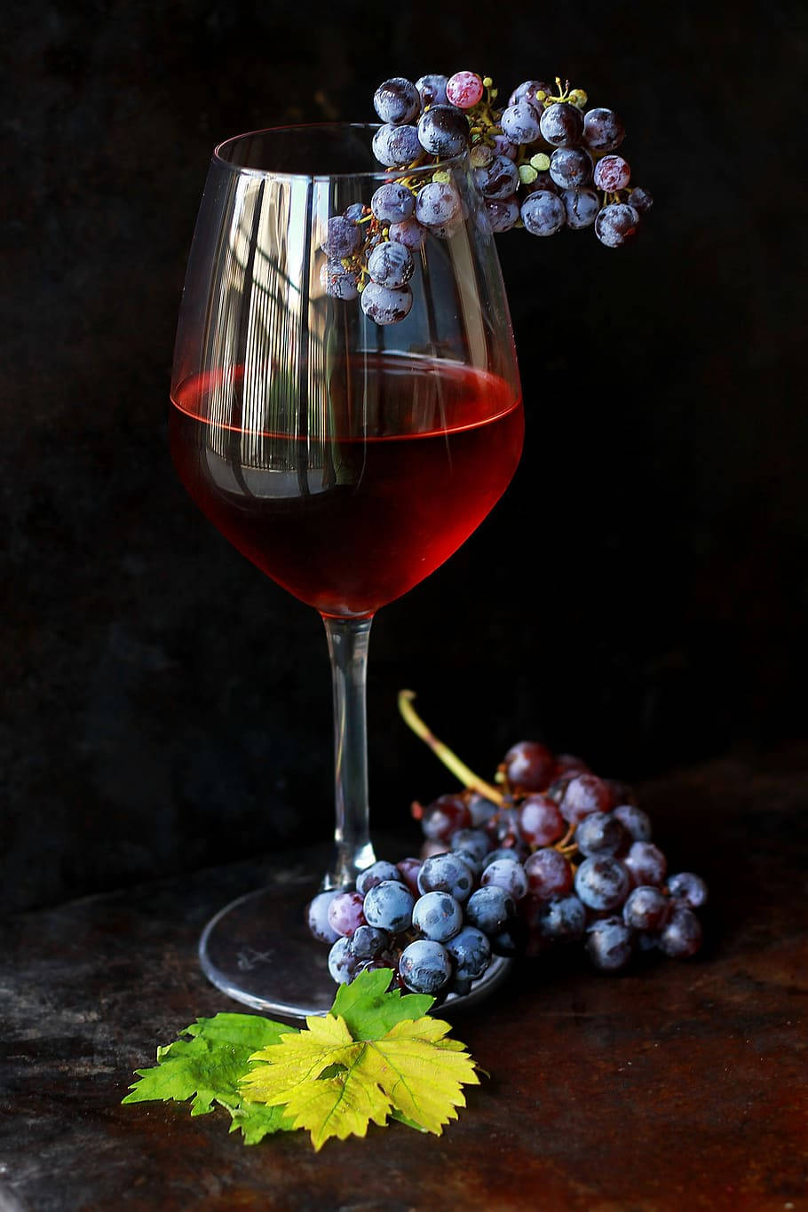 Wine Pinot Noir Grapes Background