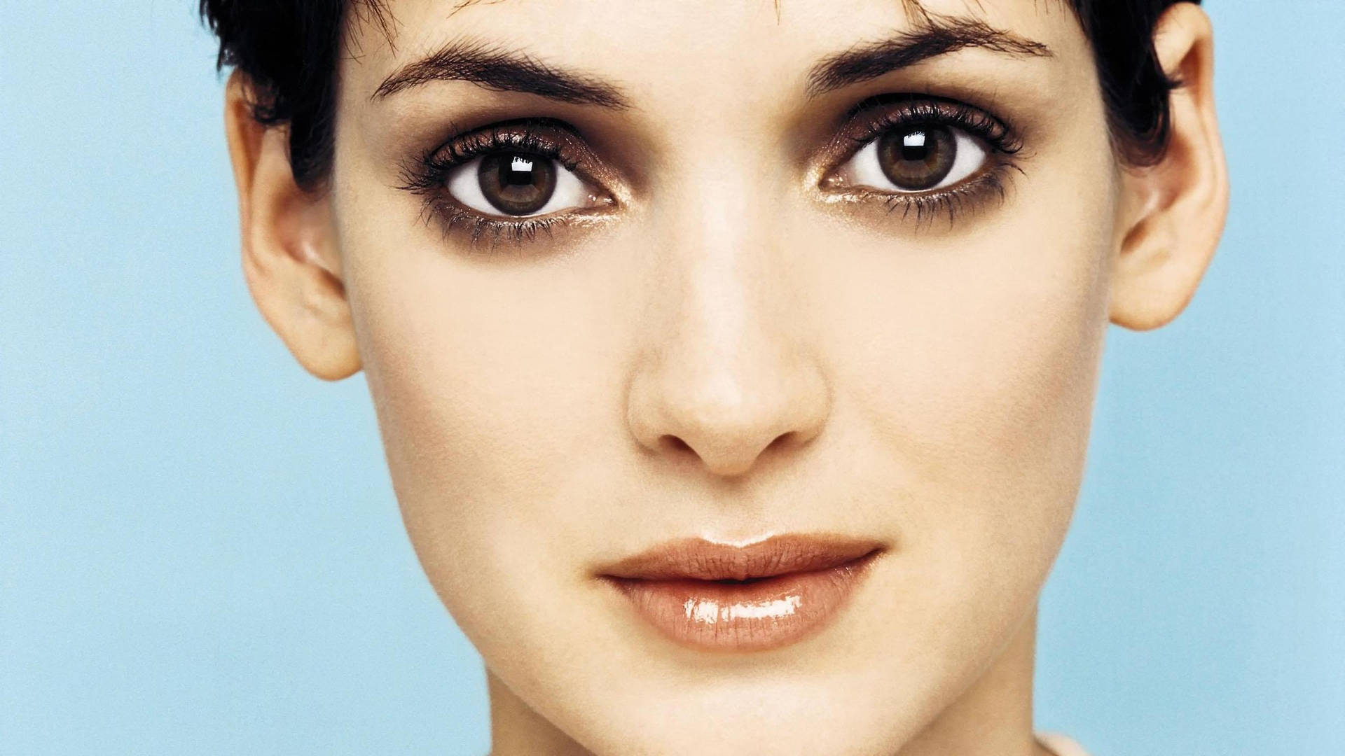 Winona Ryder Earthy Makeup Background