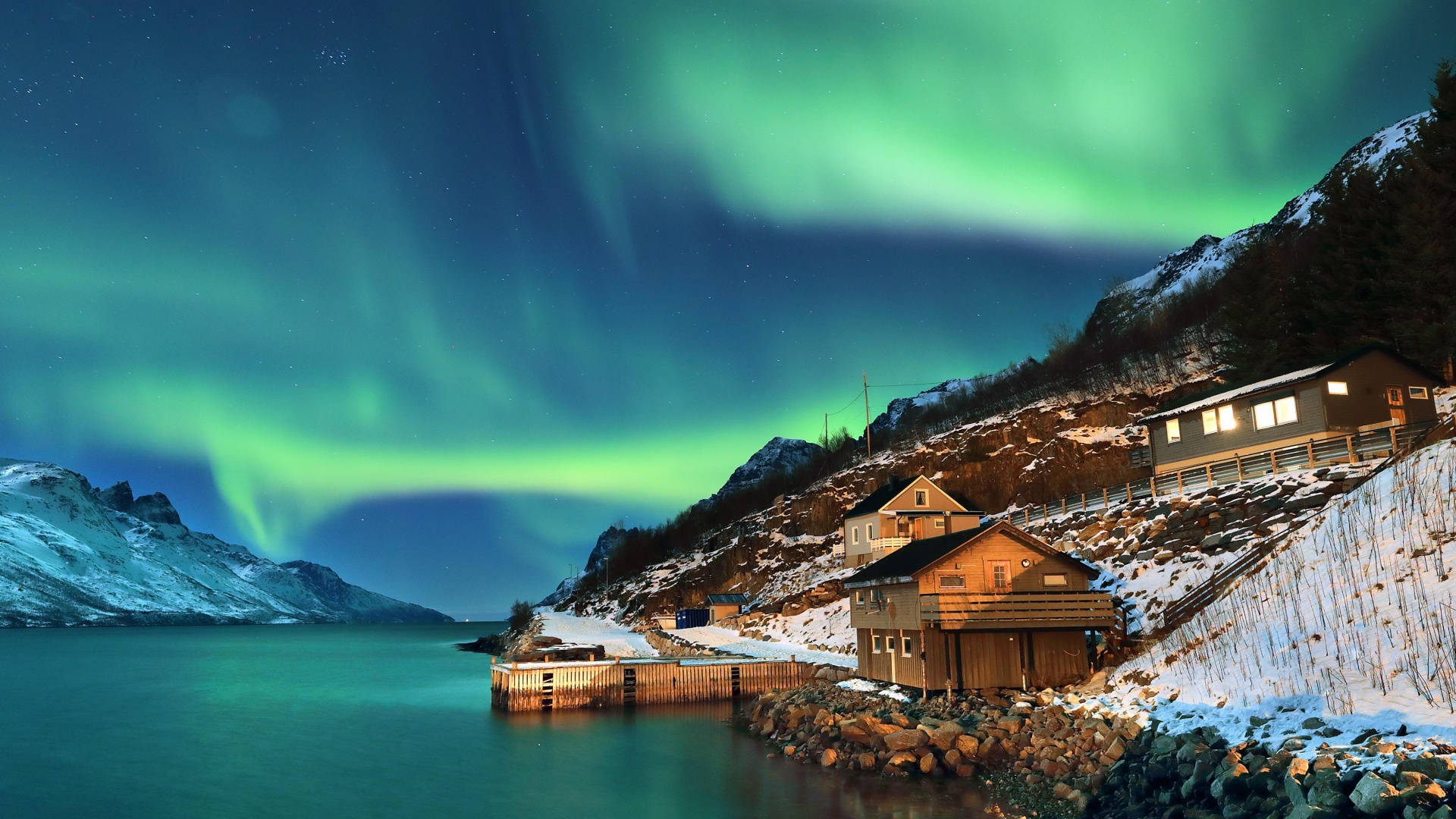 Winter Aesthetic Aurora Borealis Cabin Background