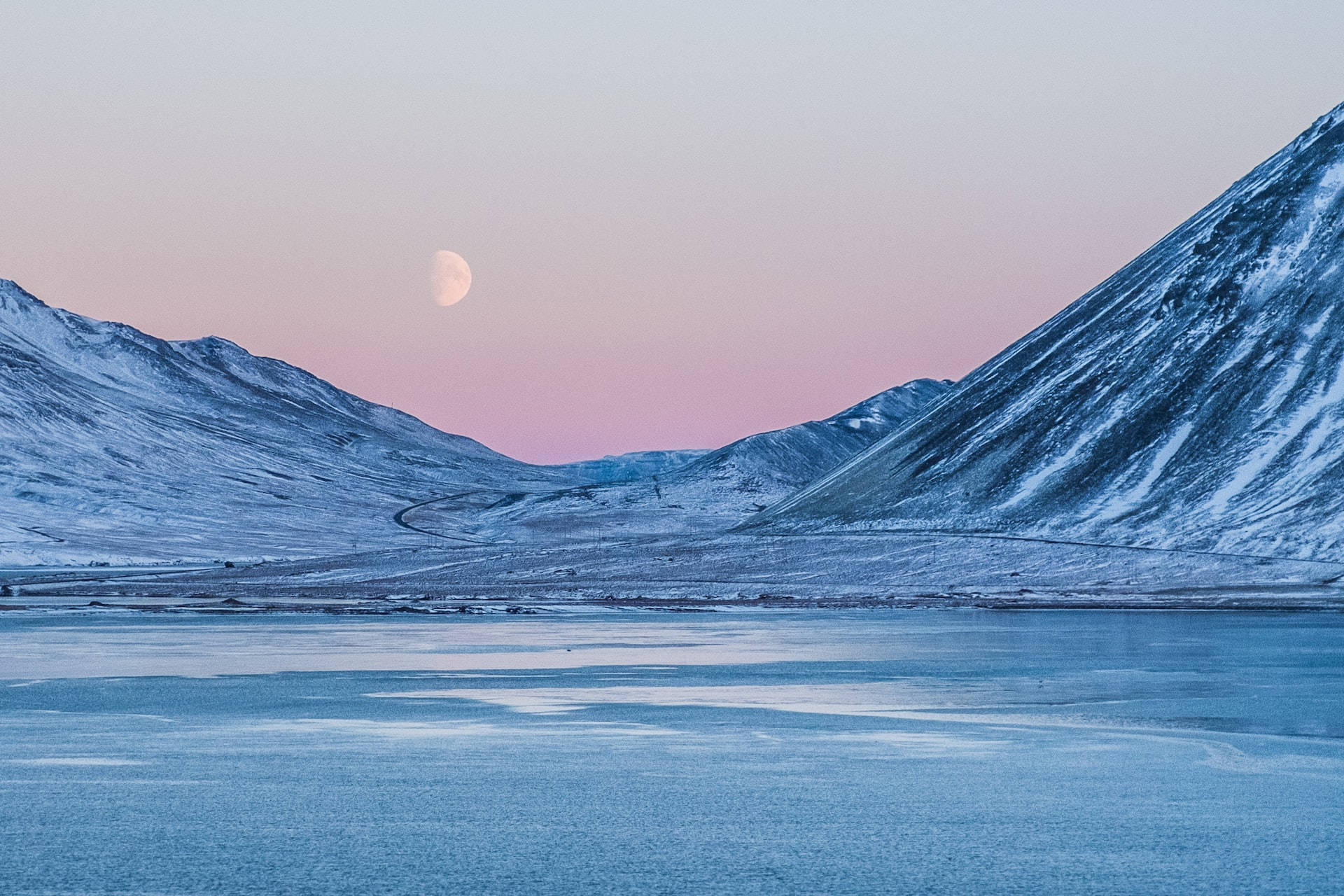 Winter Mountain Macbook Background