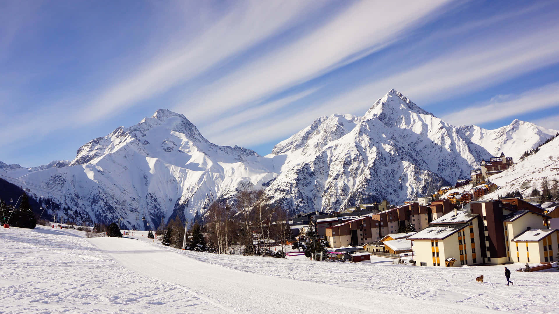 Winter_ Mountain_ Resort_ Ski_ Slope_4 K Background