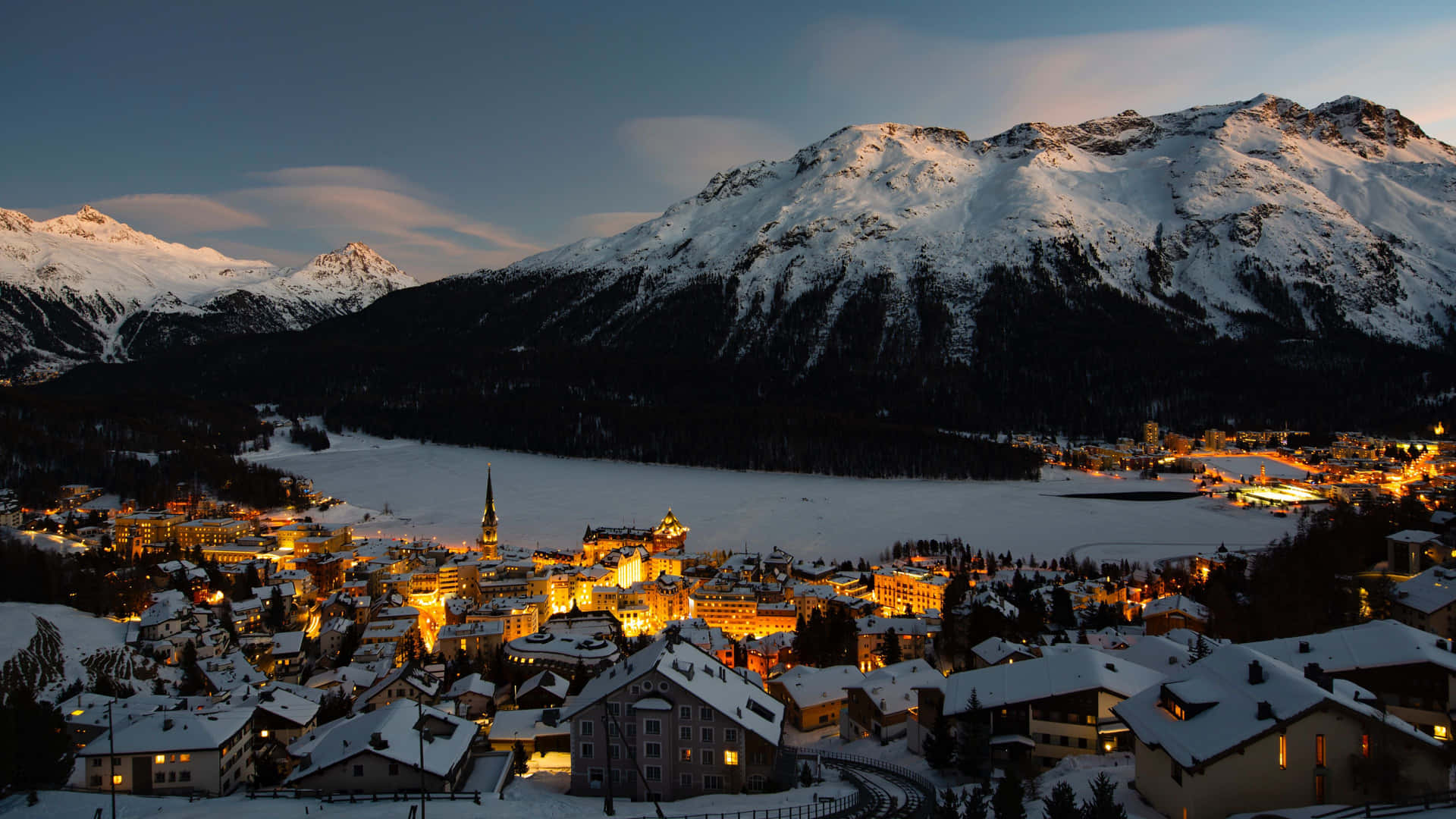 Winter Mountain Town Twilight Glow4 K Background