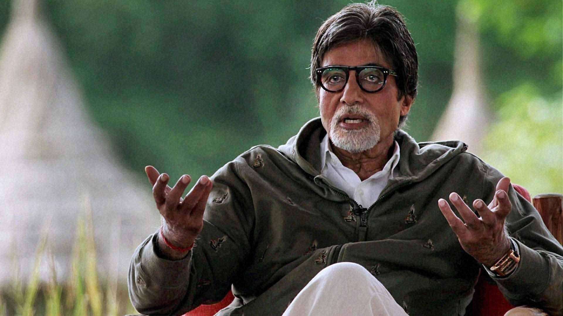 Wise Actor Amitabh Bachchan Background