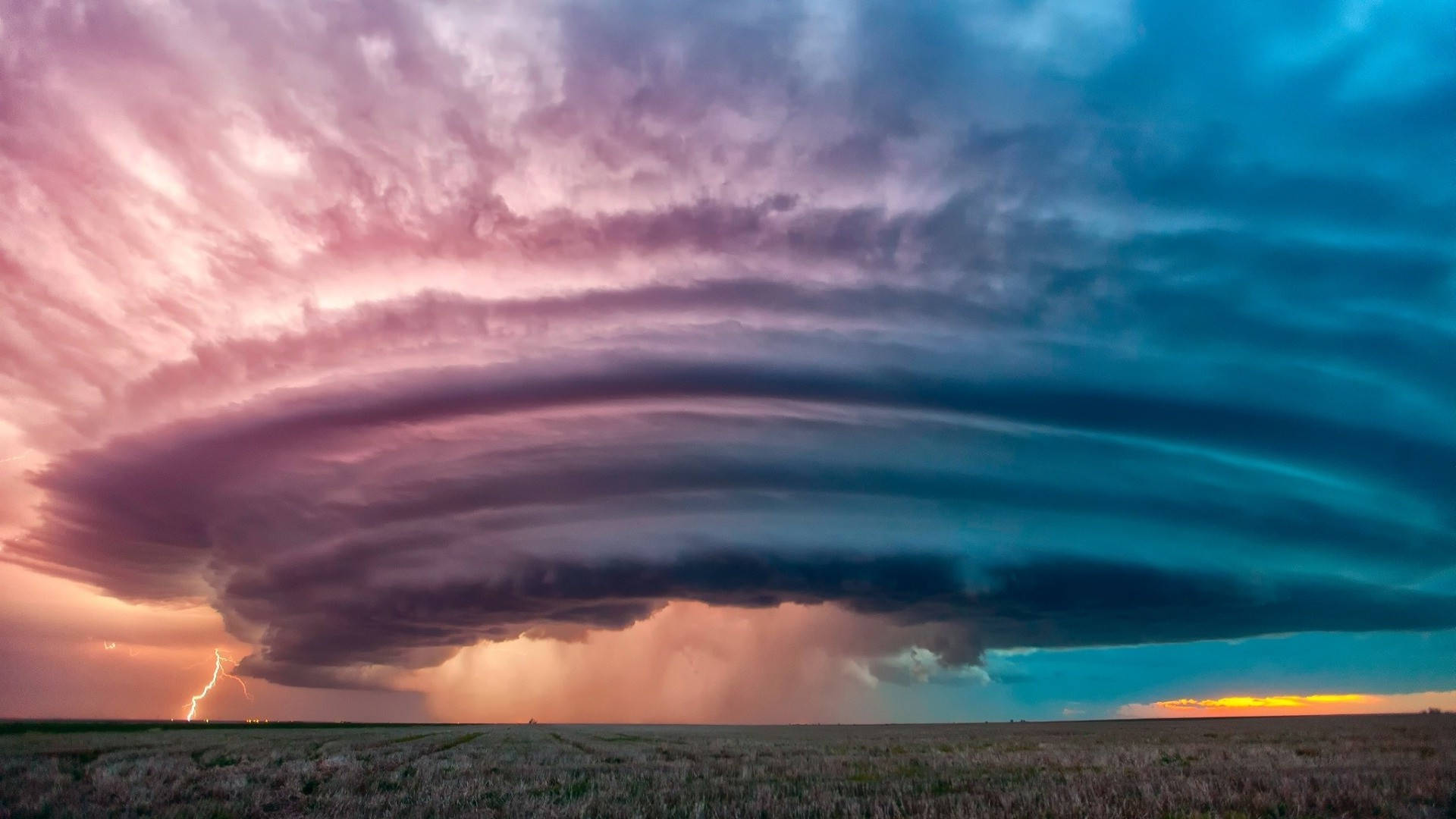 Witness The Spectacular Whirlwind Of Kansas Background