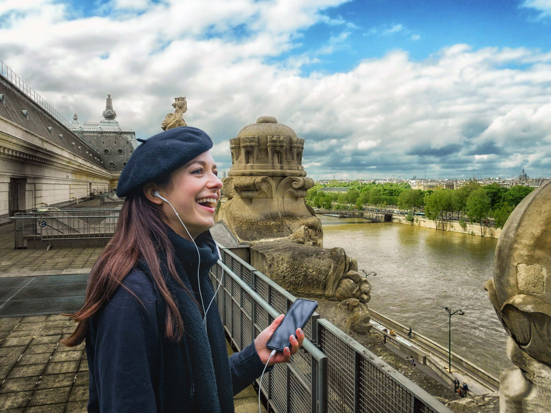 Woman Enjoying The View At Musée Dorsay Background