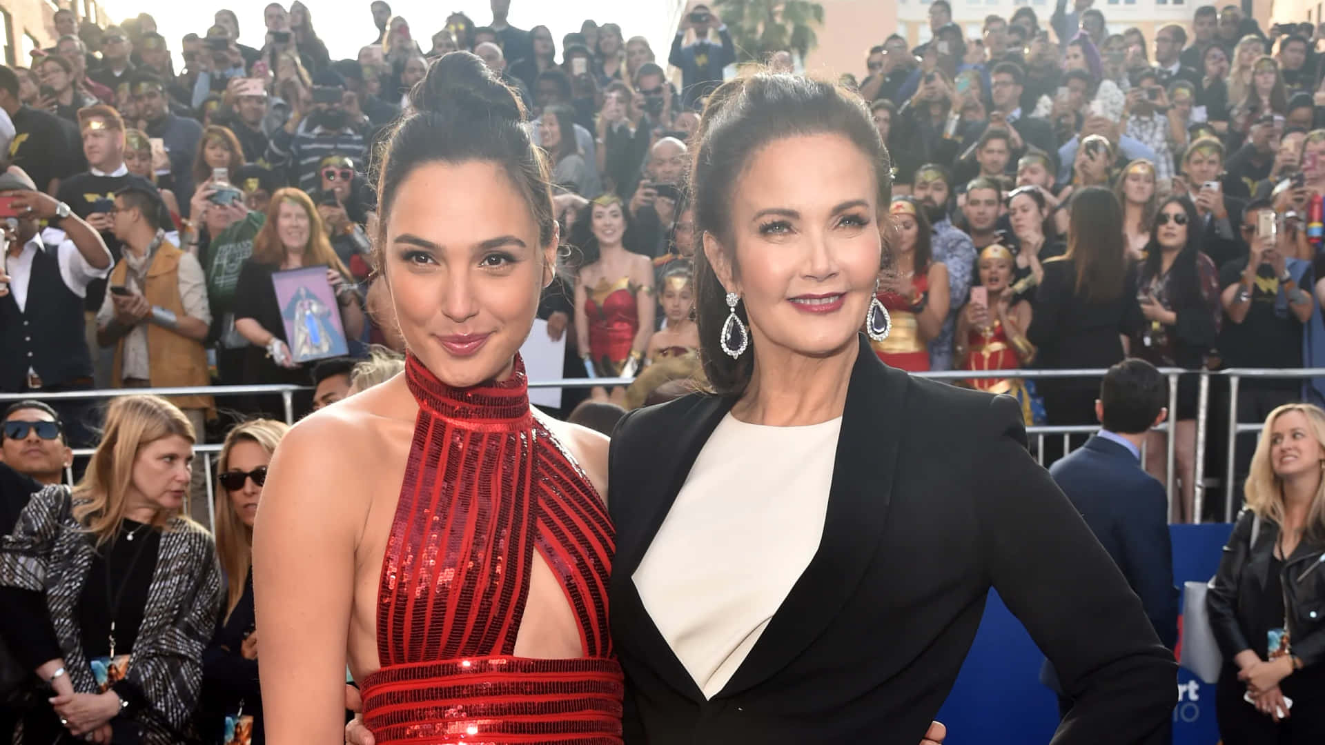 Wonder Woman Actresses Red Carpet Moment