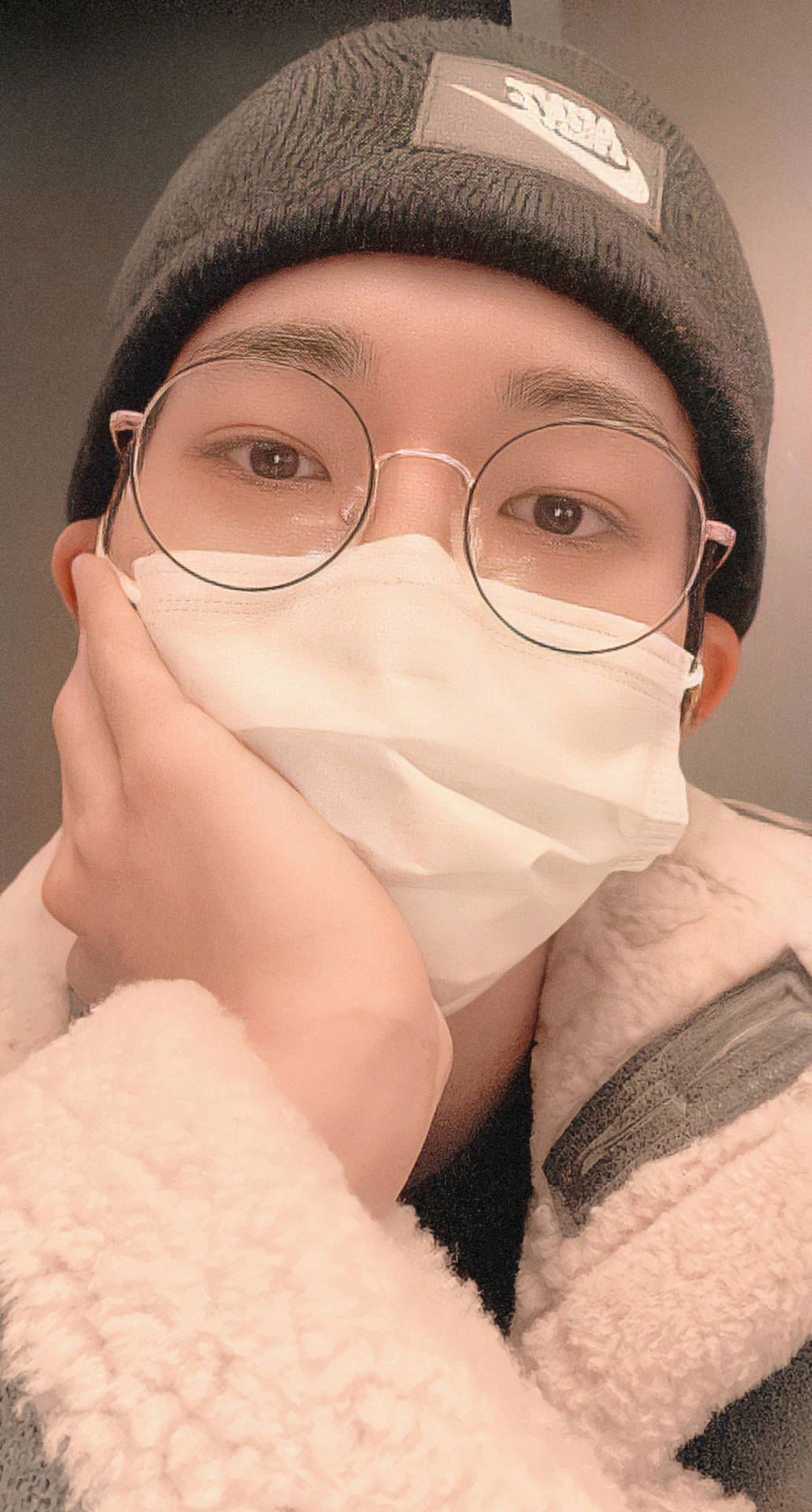 Wonwoo Wearing Facemask Background