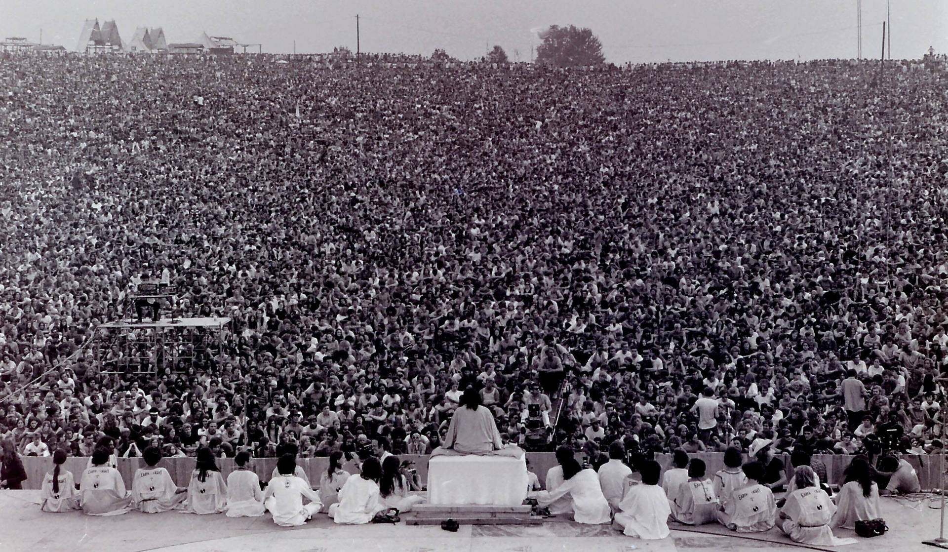Woodstock Black And White Crowd Background