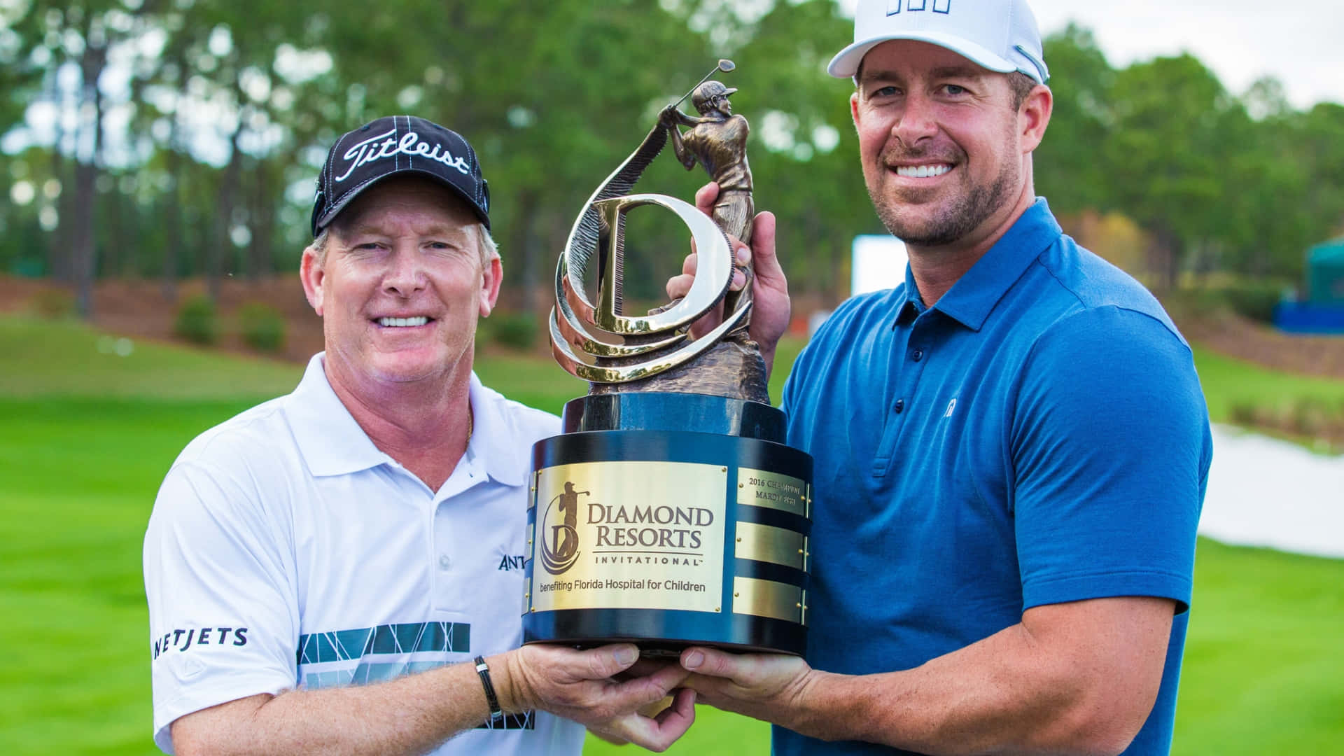 Woody Austin Receiving A Trophy
