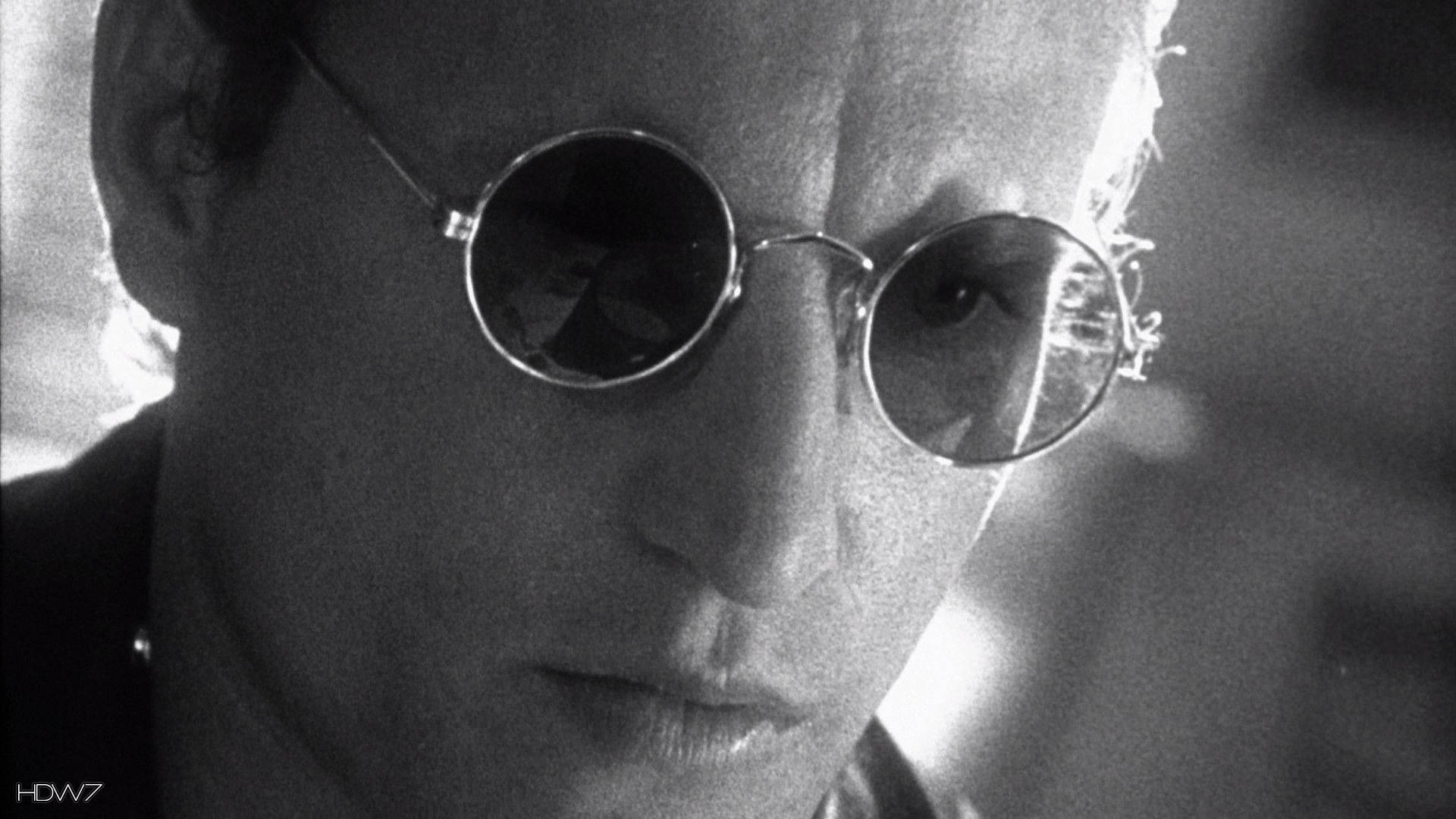 Woody Harrelson In A Still From Natural Born Killers Background