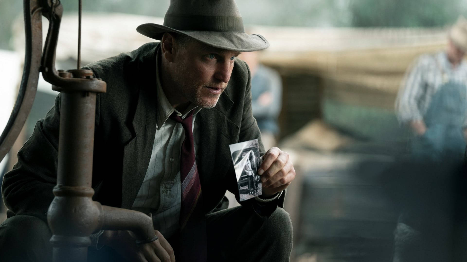 Woody Harrelson Netflix Film The Highwaymen Background