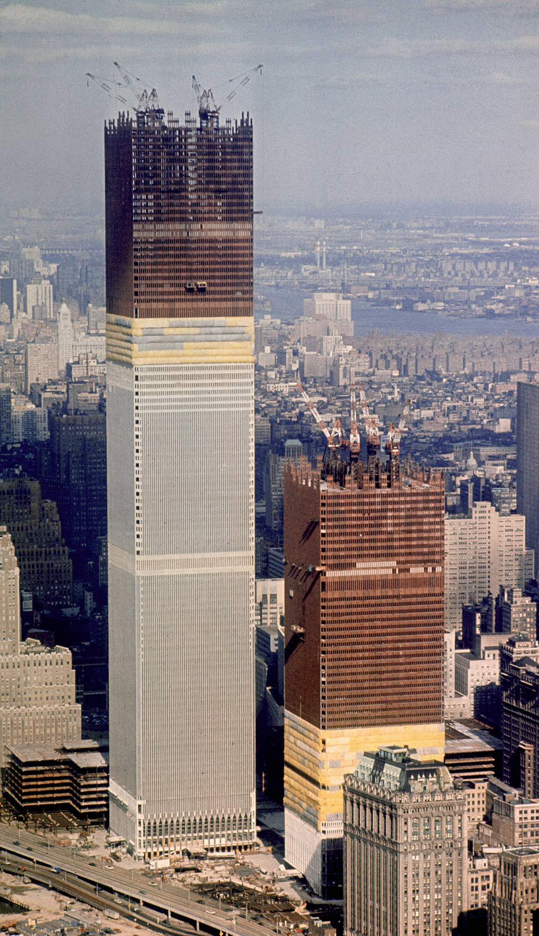 World Trade Center Central Plaza Background