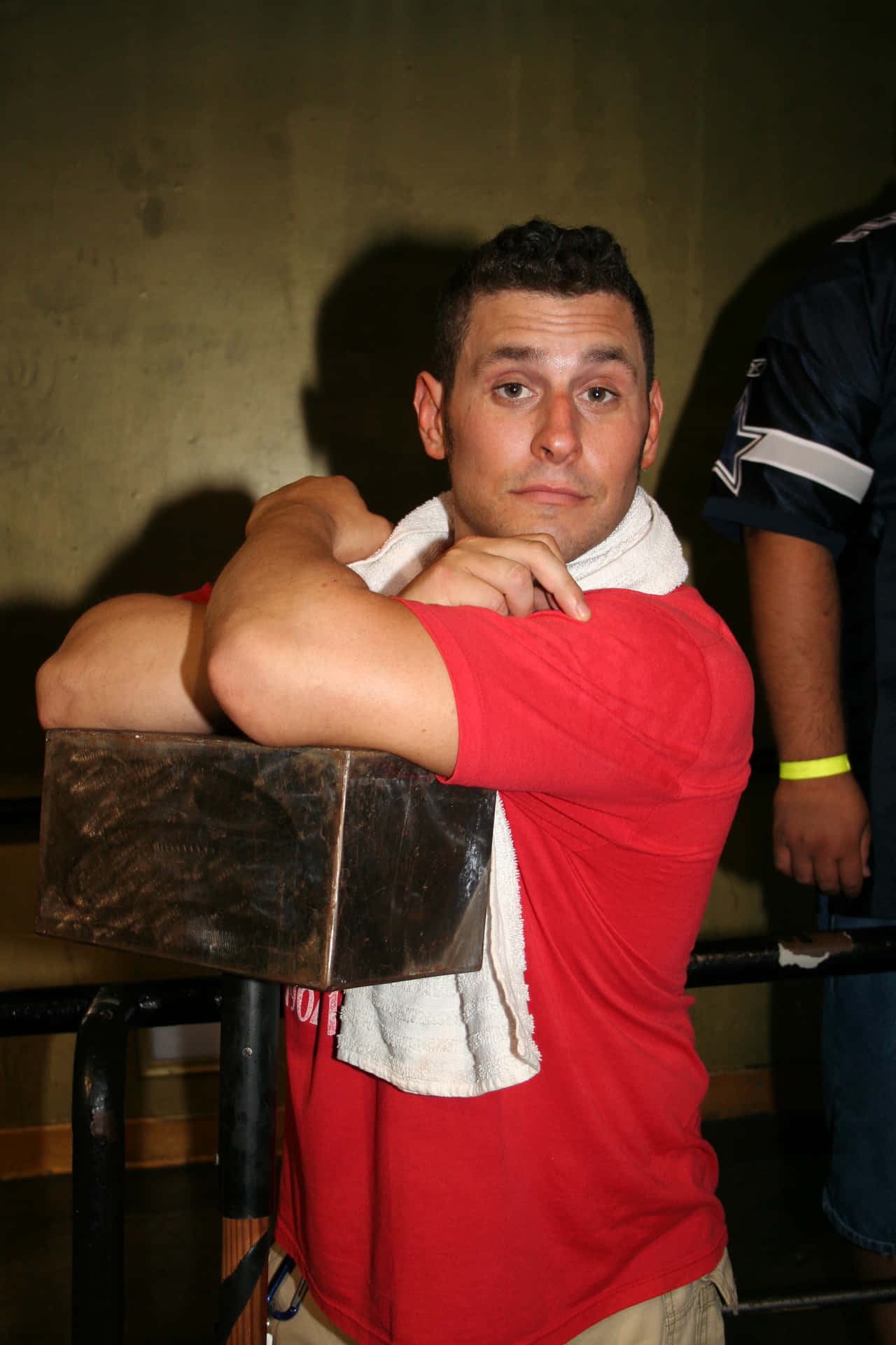 Wrestler Leaningon Post.jpg