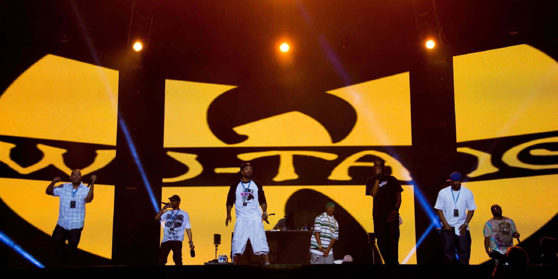 Wu Tang Clan At The 8 Diagrams Entertainment Music Show Background