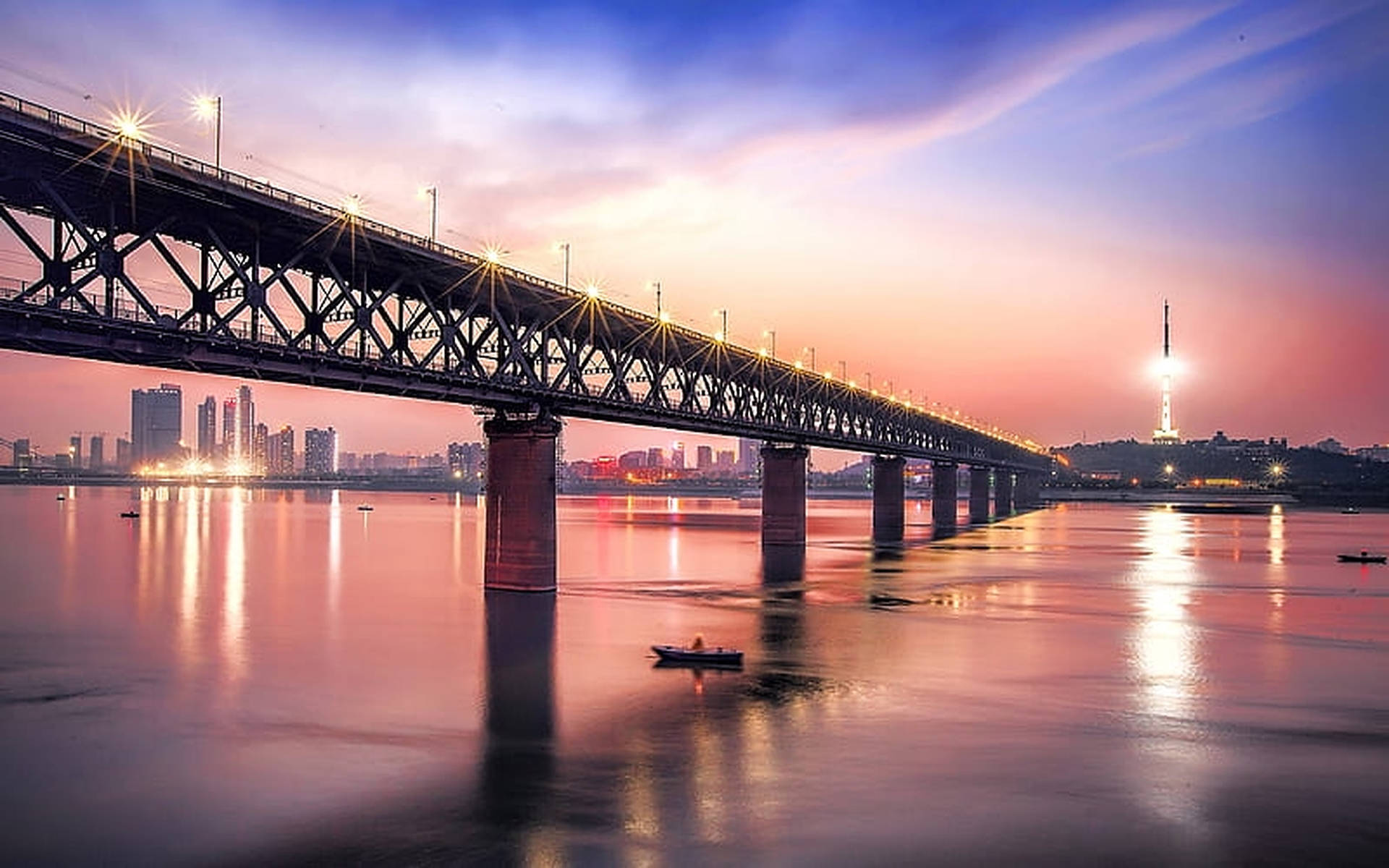 Wuhan Yangtze River Bridge Background