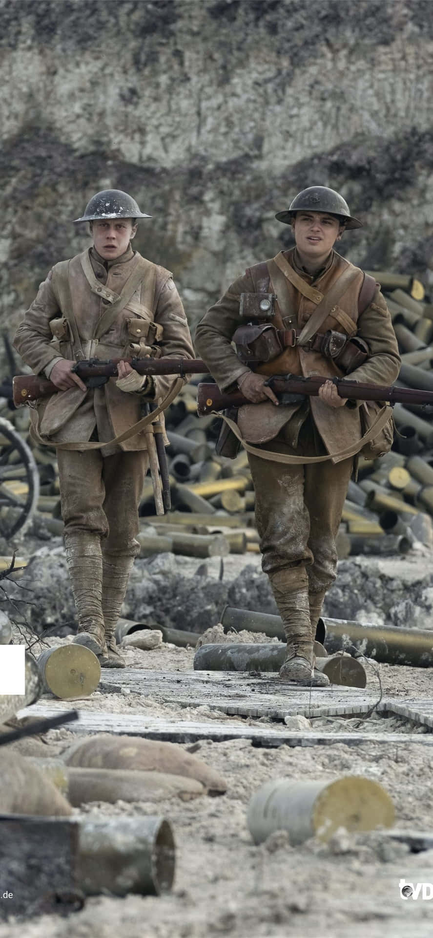 Ww2 Iphone Soldiers Holding Snipers Background