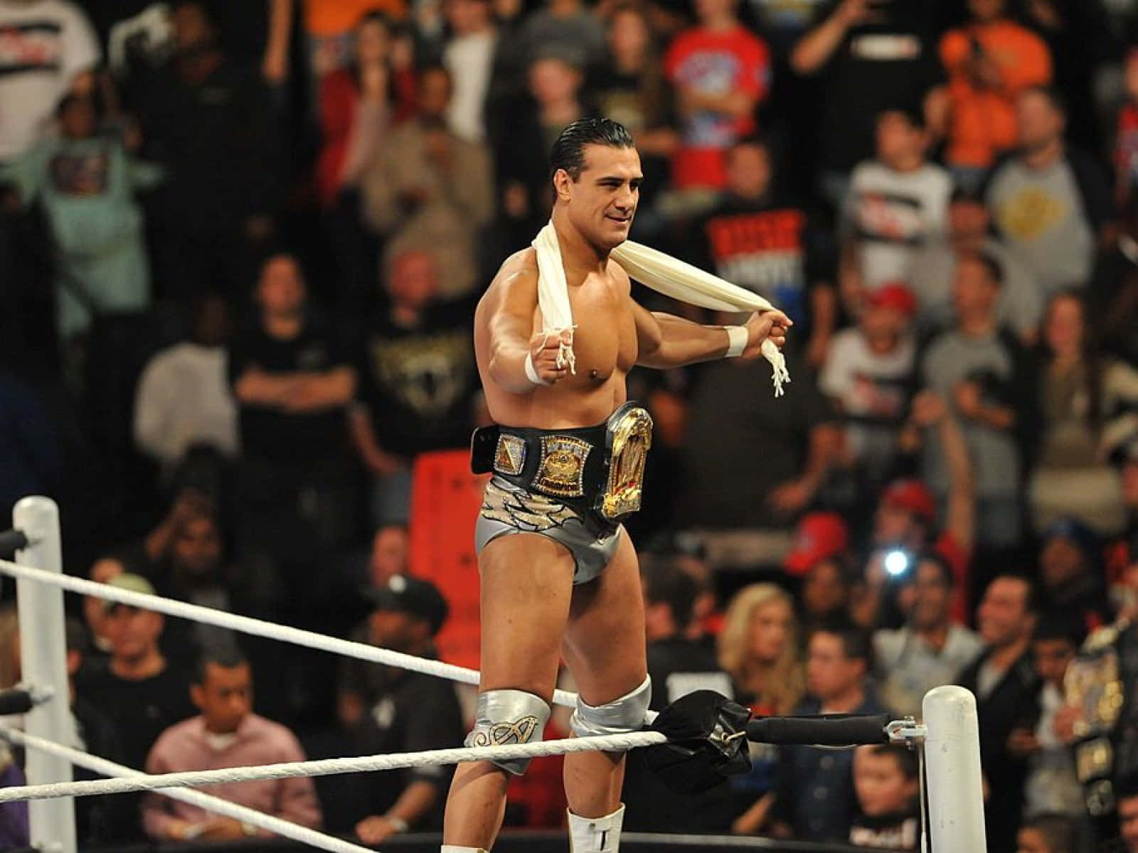 Wwe Alberto Del Rio On Top Rope