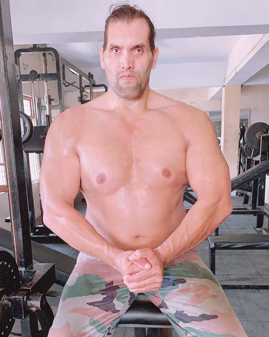Wwe Professional Indian Wrestler The Great Khali Background