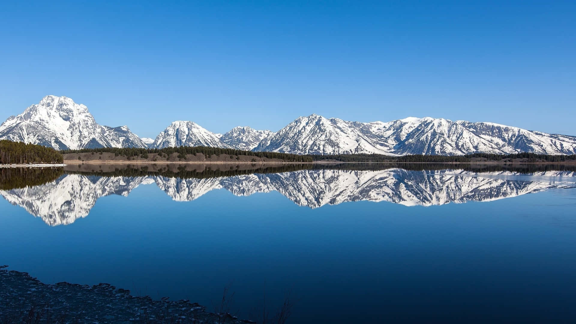 Wyoming Mountains And Lake As A Panoramic Desktop Background