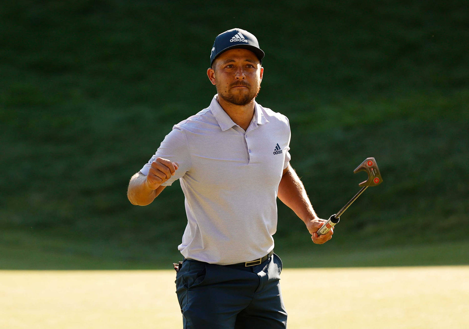 Xander Schauffele Celebrating