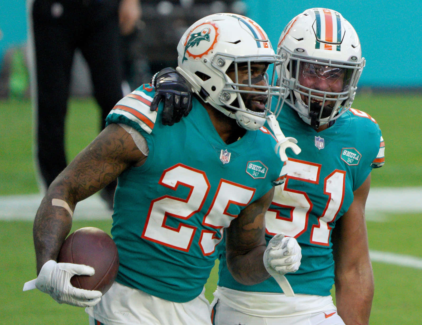 Xavien Howard Miami Dolphins Player Background