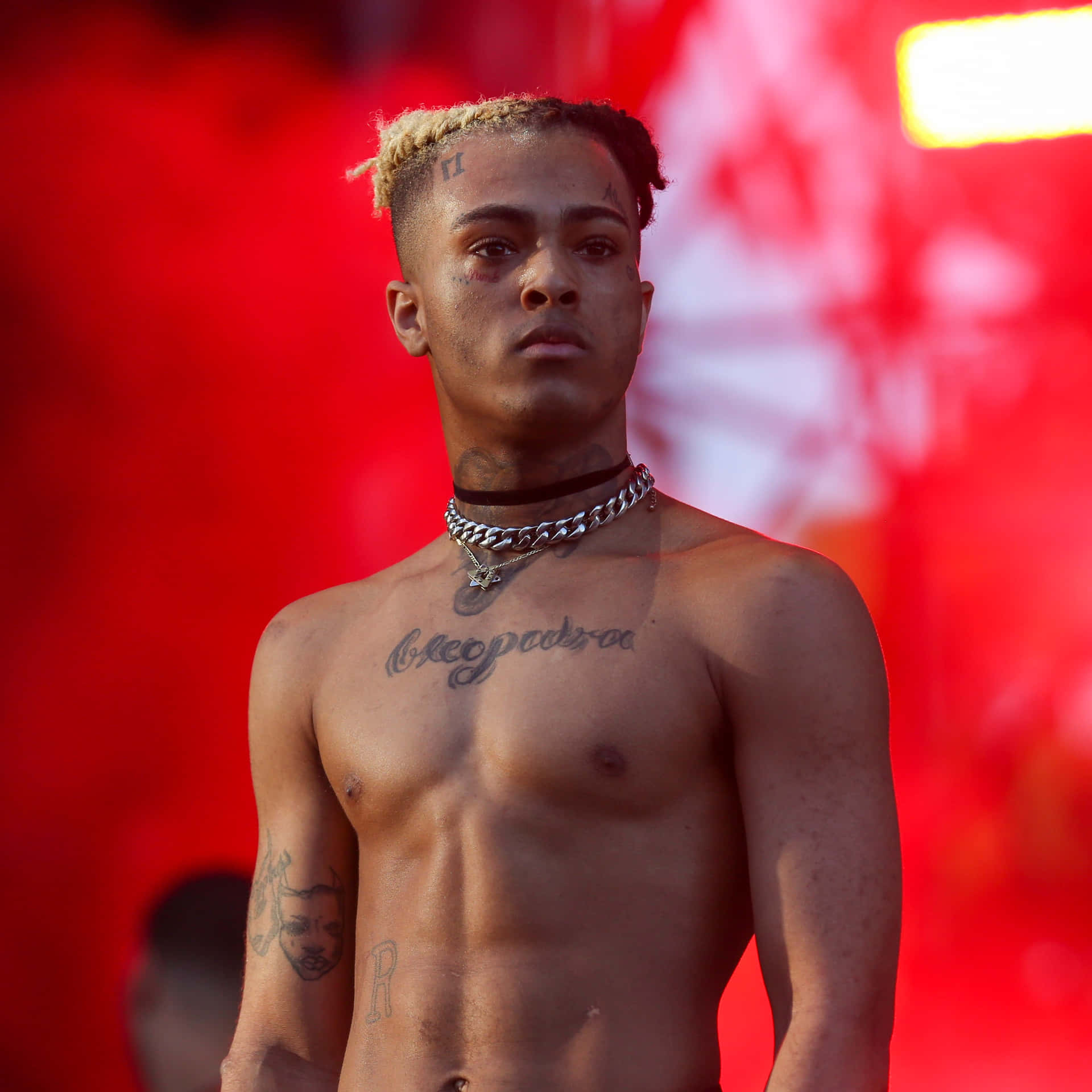 Xxxtentacion Pfp Shirtless Background