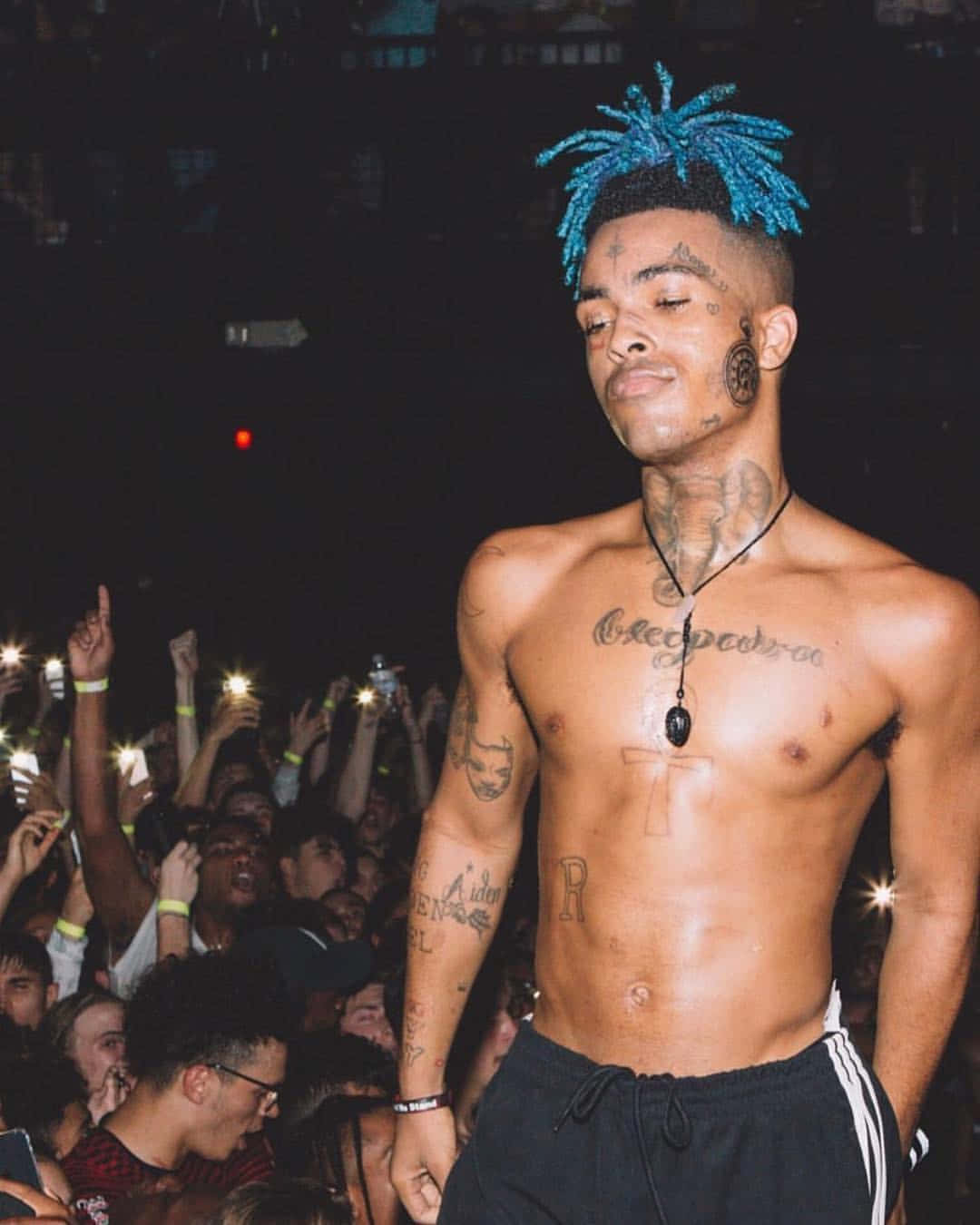 Xxxtentacion Rocks Blue Hair In This Bold, Eye-catching New Look.