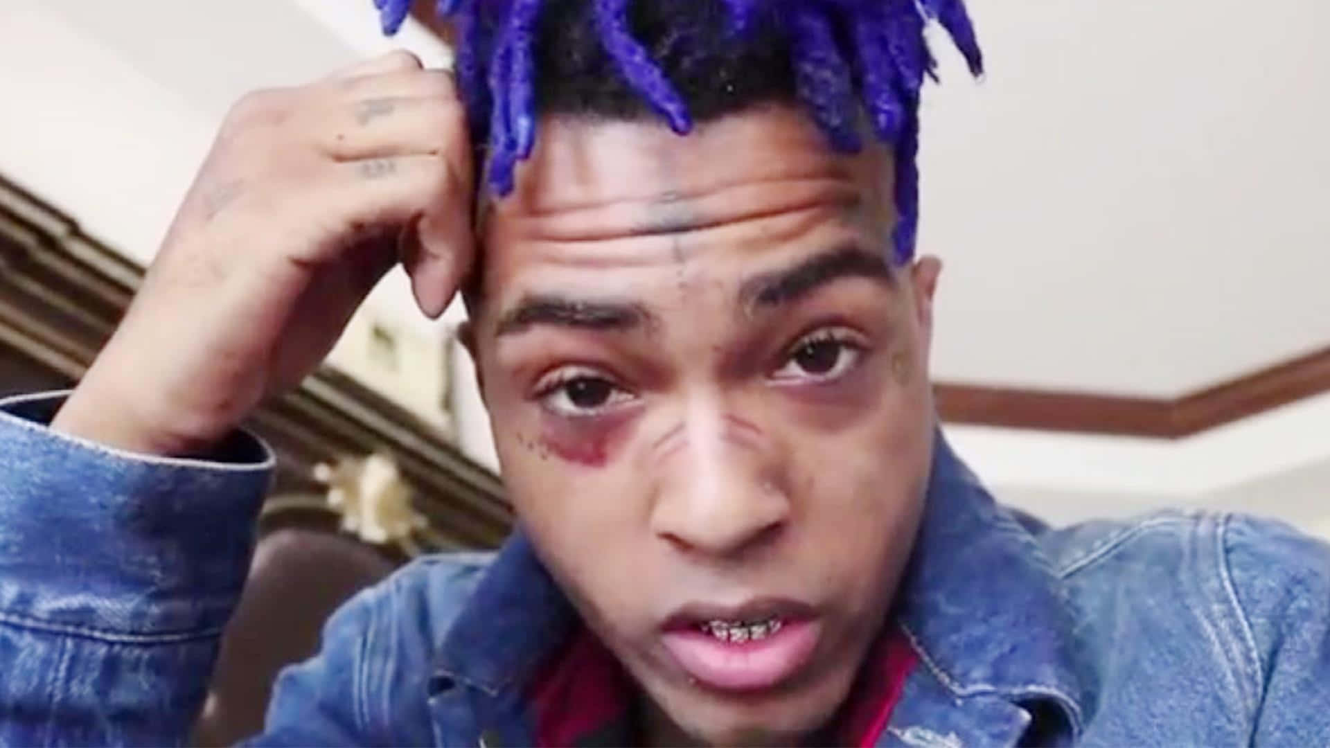 Xxxtentacion With Blue Hair Background