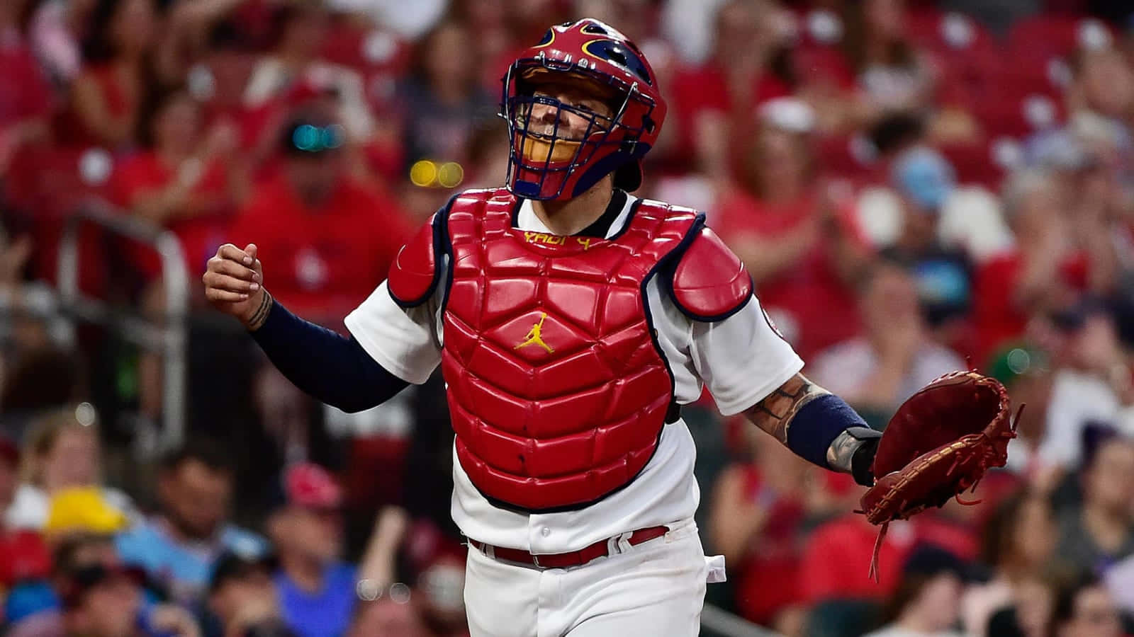 Yadier Molina, Legendary Mlb Catcher Background