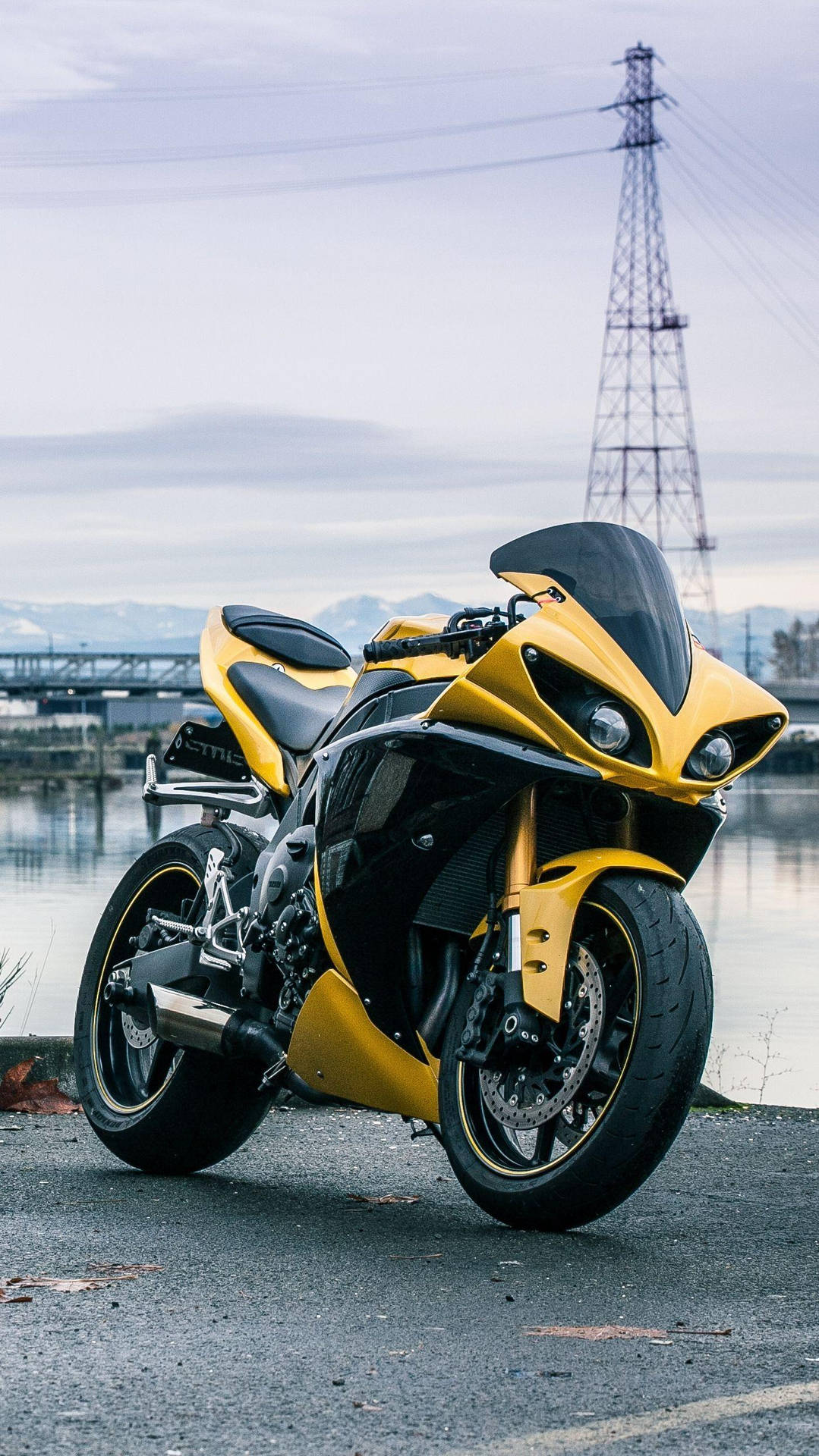 Yamaha Yellow Bikes Iphone Background