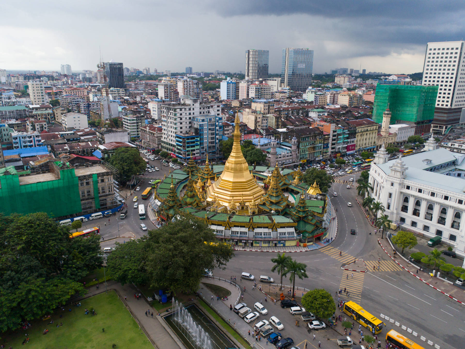 Yangon Sule Pagoda Background