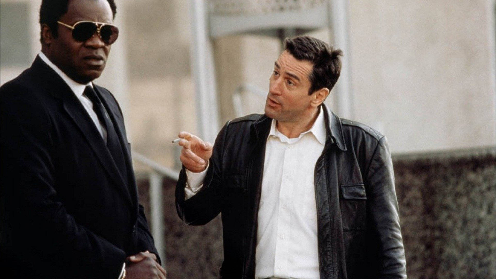 Yaphet Kotto And Robert De Niro In Midnight Run Background