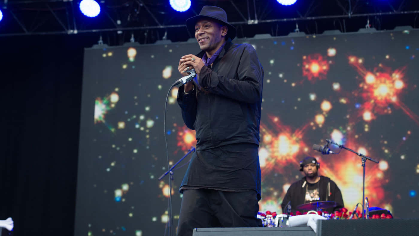 Yasiin Bey In Bk All Day Background