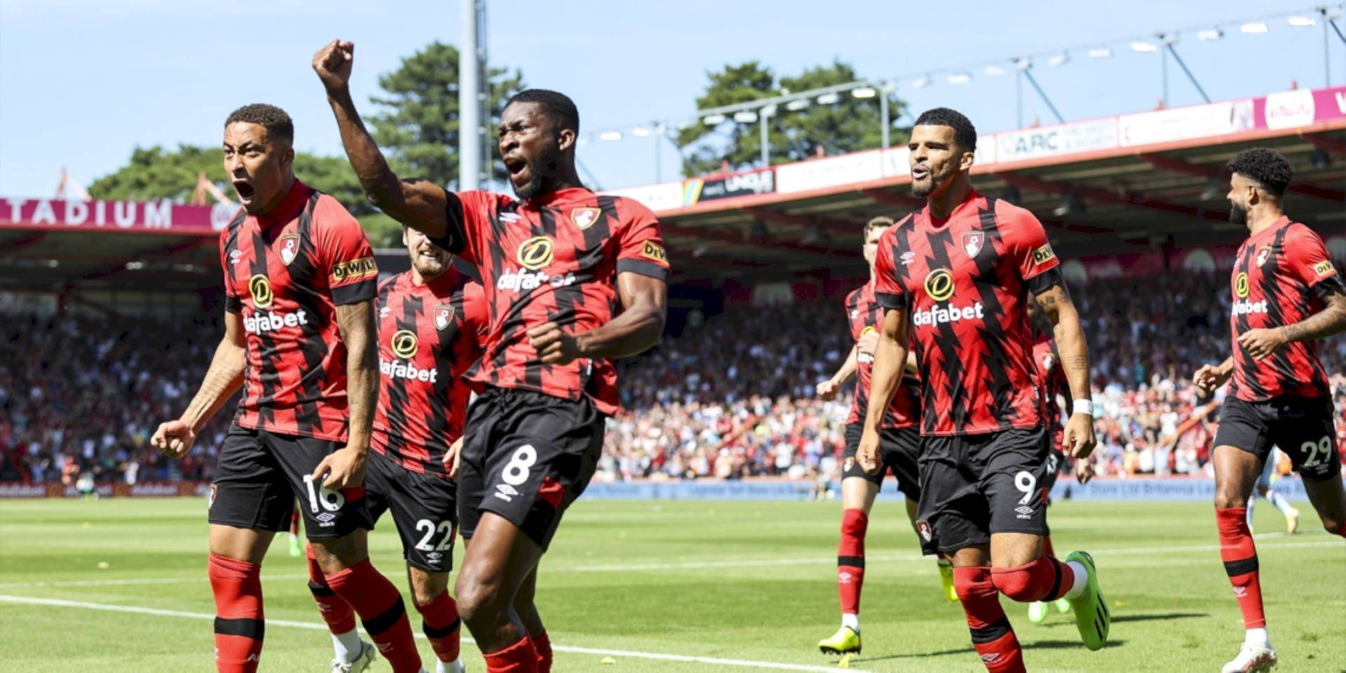 Yelling Afc Bournemouth Football Players Background