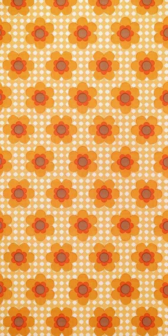 Yellow 70s Floral Motif