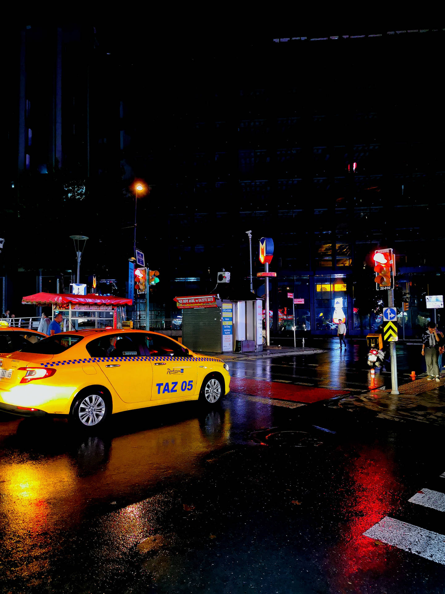 Yellow Car On Wet Road Ios 7