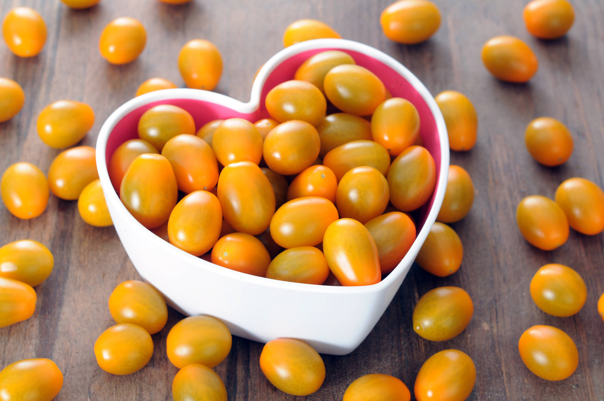 Yellow Grape Tomato Fruits On Bowl