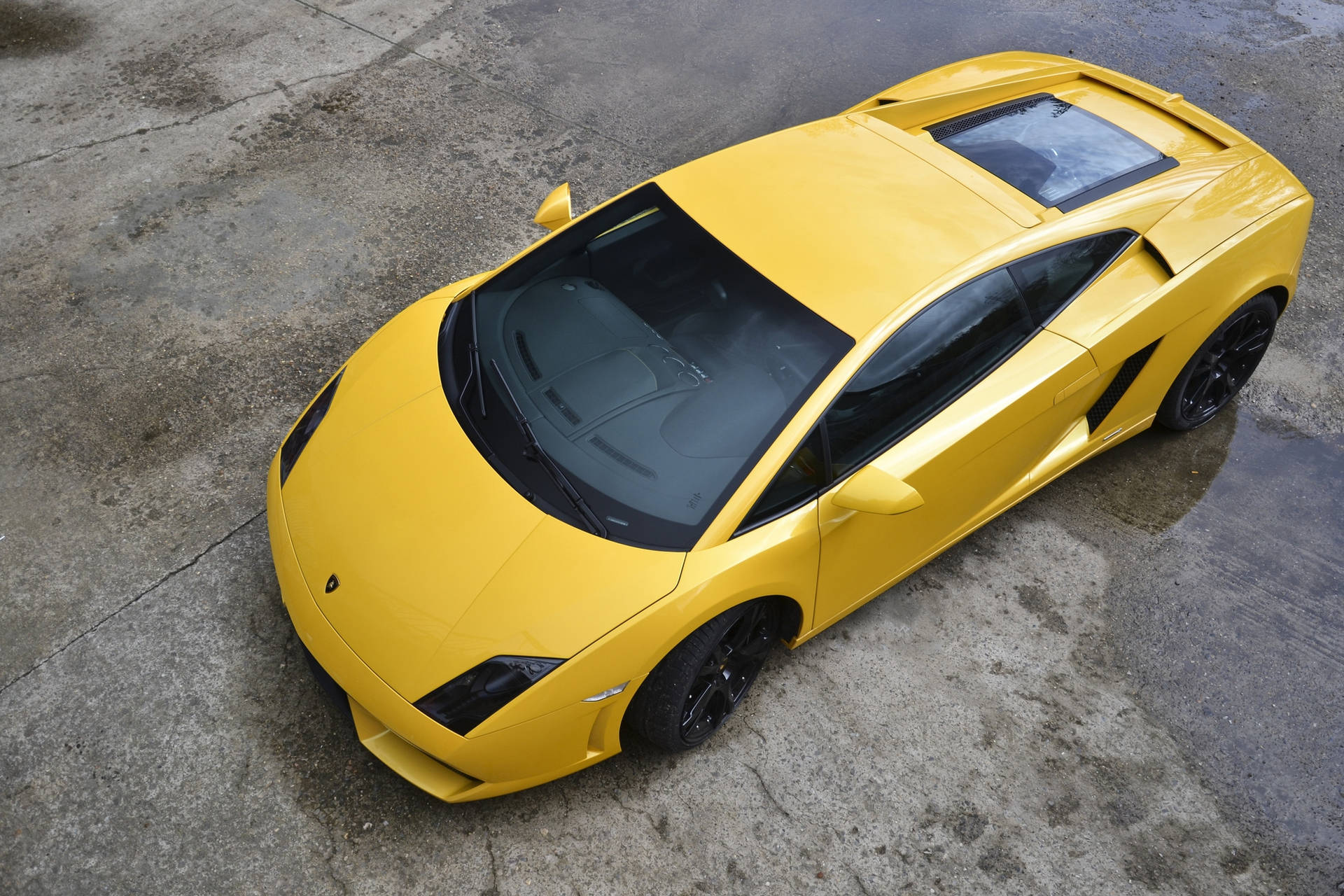 Yellow Lamborghini Car Background