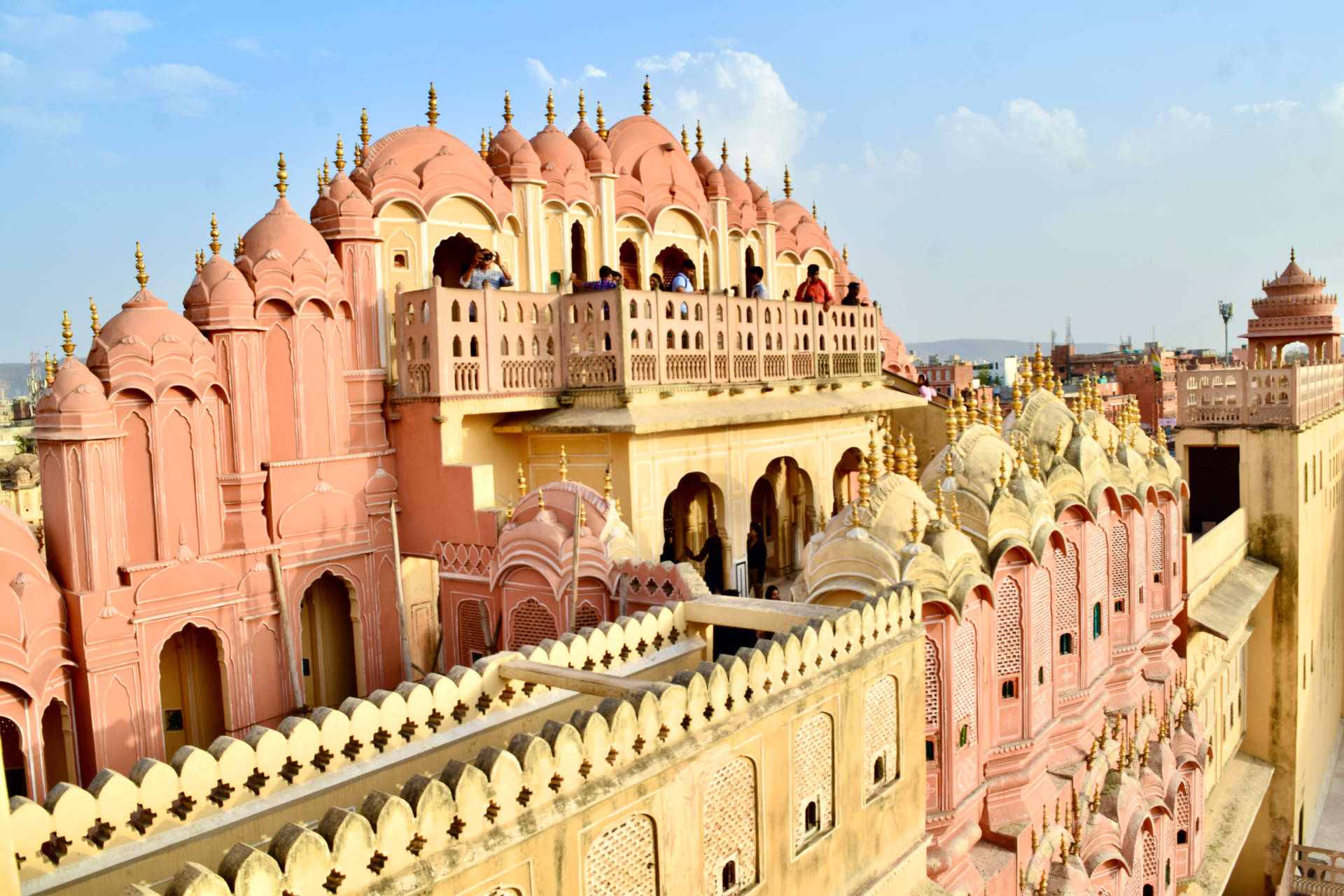 Yellow Pink Walls Hawa Mahal Jaipur Background