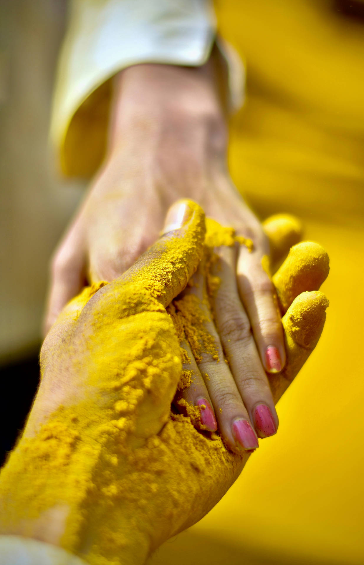 Yellow Powder During Happy Holi Hd Background
