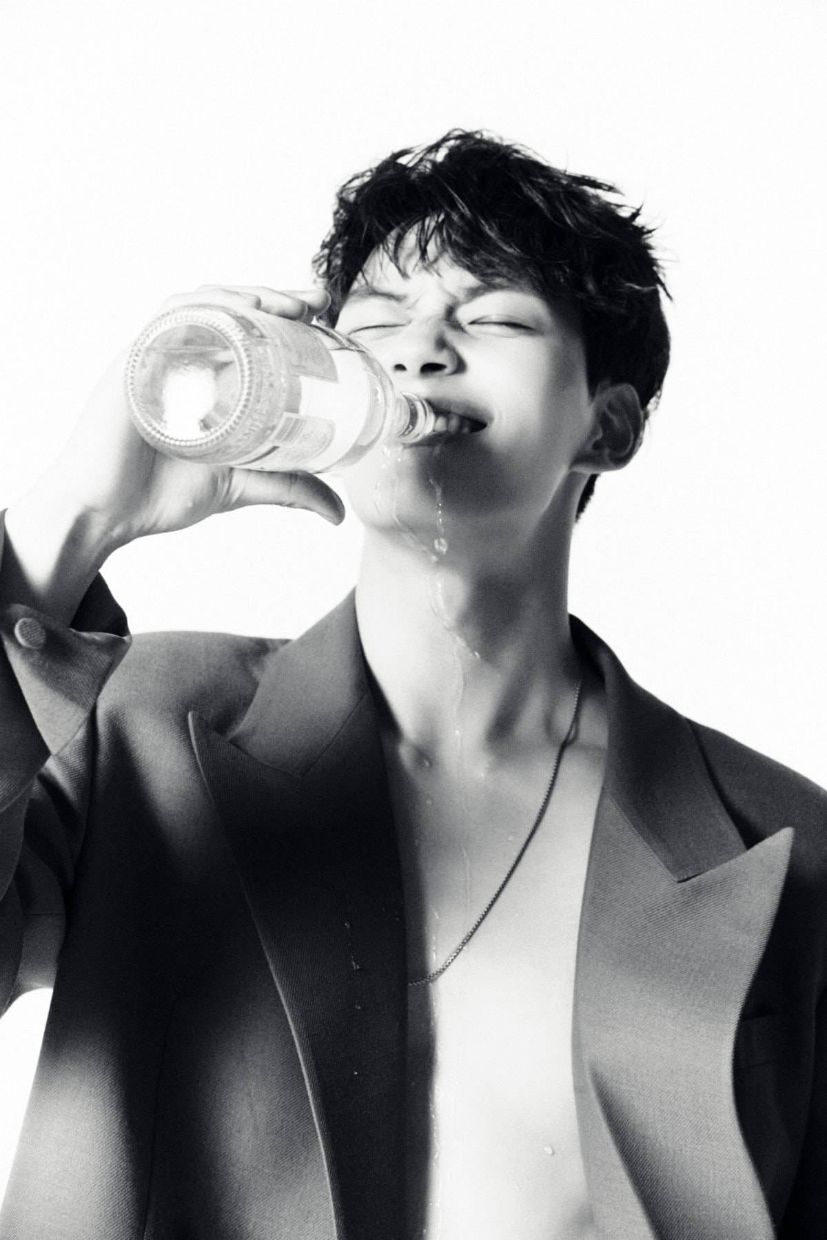 Yeo Jin Goo Enjoying A Refreshing Drink Background