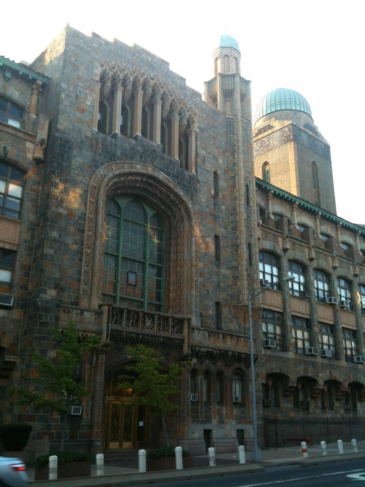 Yeshiva University Zysman Hall Street Background