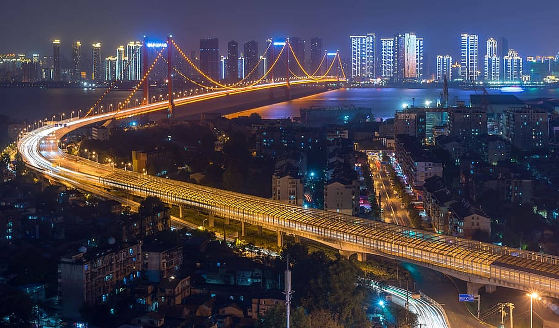 Yingwuzhou Yangtze River Bridge Wuhan Background