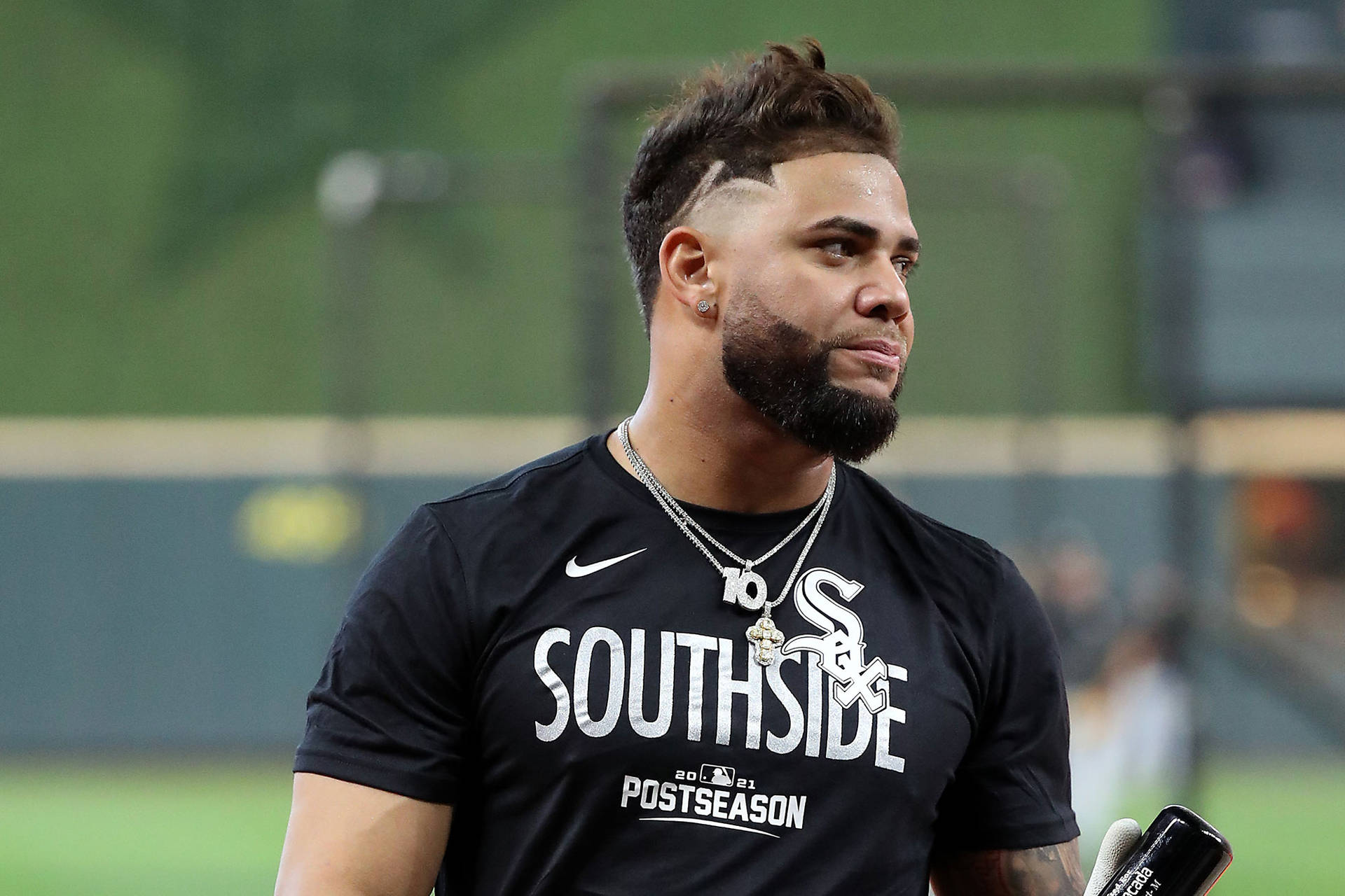 Yoan Moncada Wearing Silver Necklaces Background