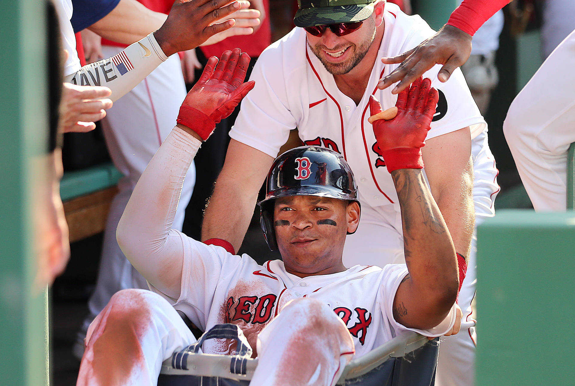 Yoan Moncada With Red Sox Teammates Background