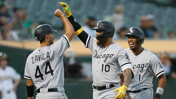 Yoan Moncada With White Sox Teammates Background