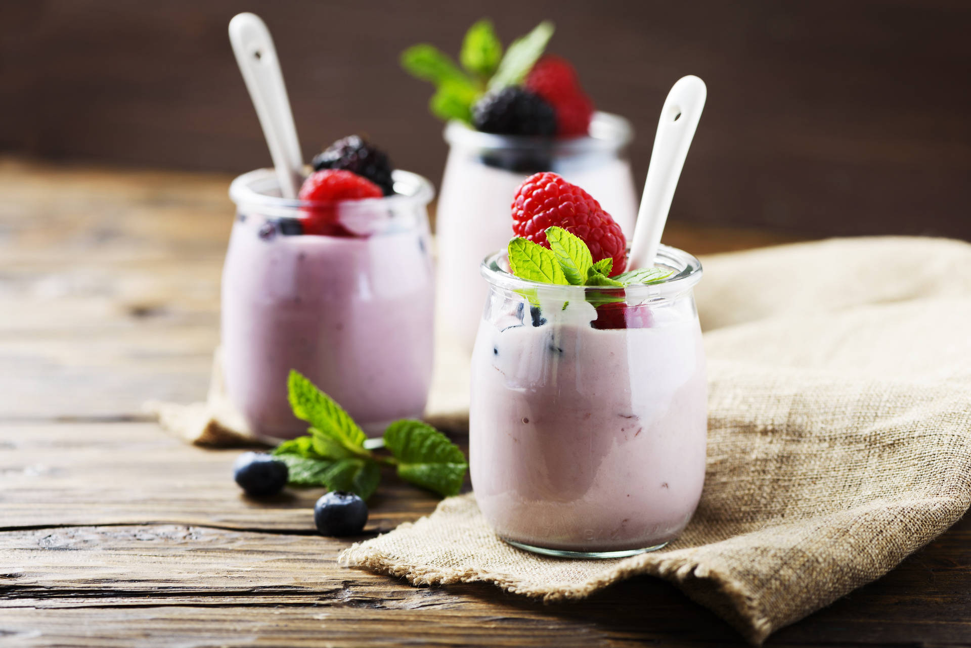 Yogurt Served With Fruits Background