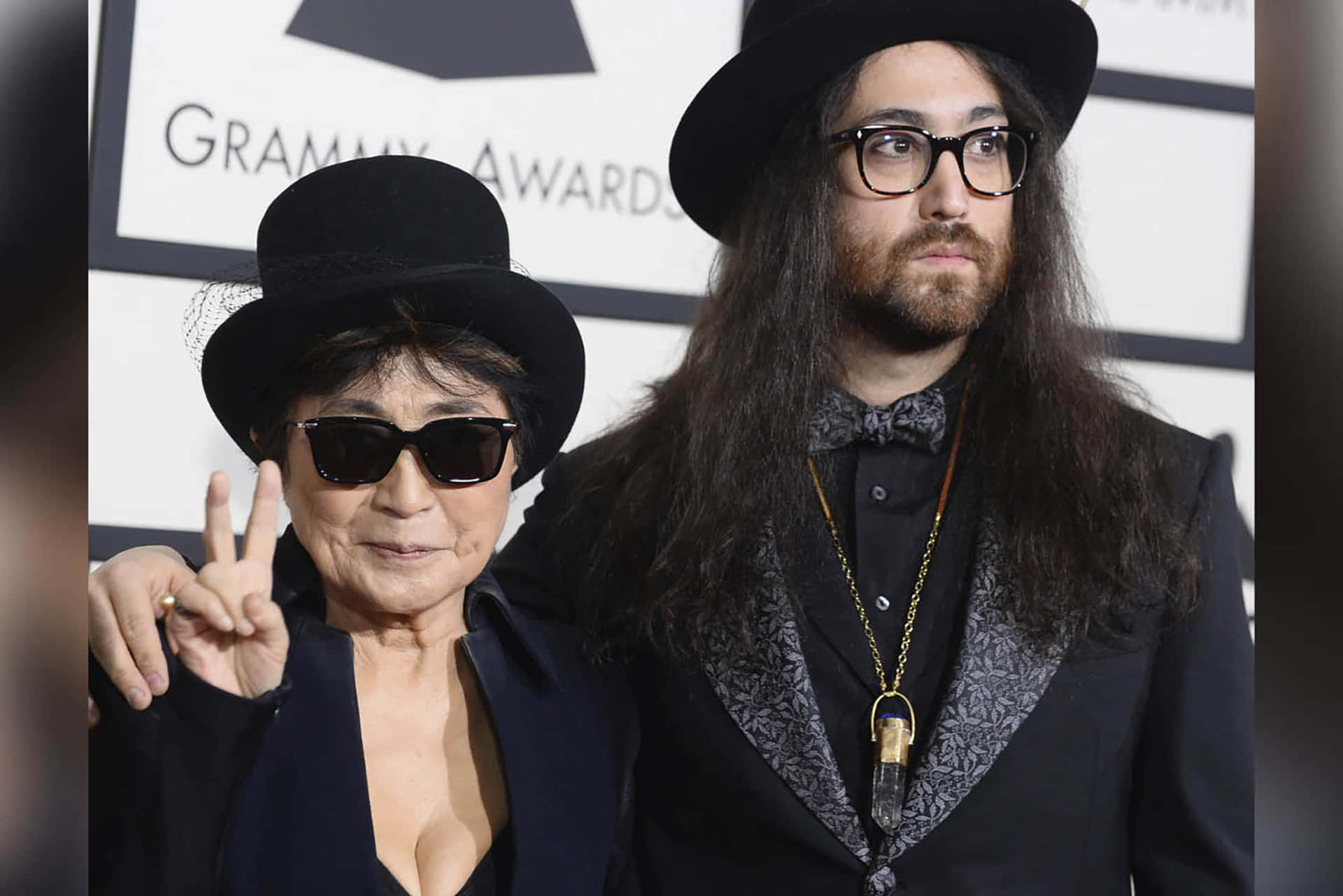 Yoko Ono Sean Lennon Grammys Background