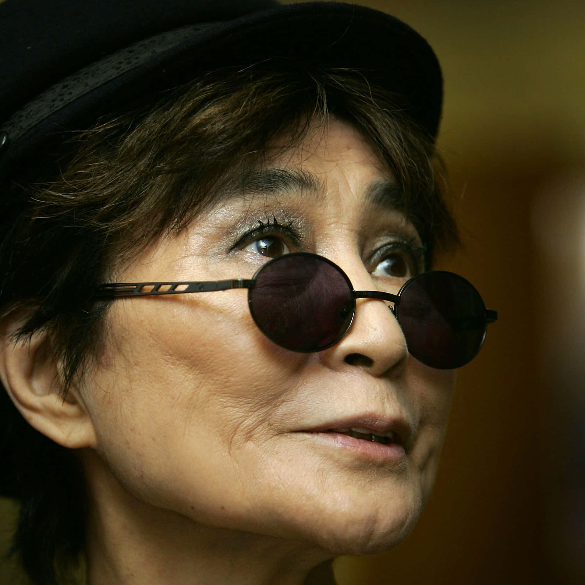 Yoko Ono - Visionary Artist And Peace Activist Background