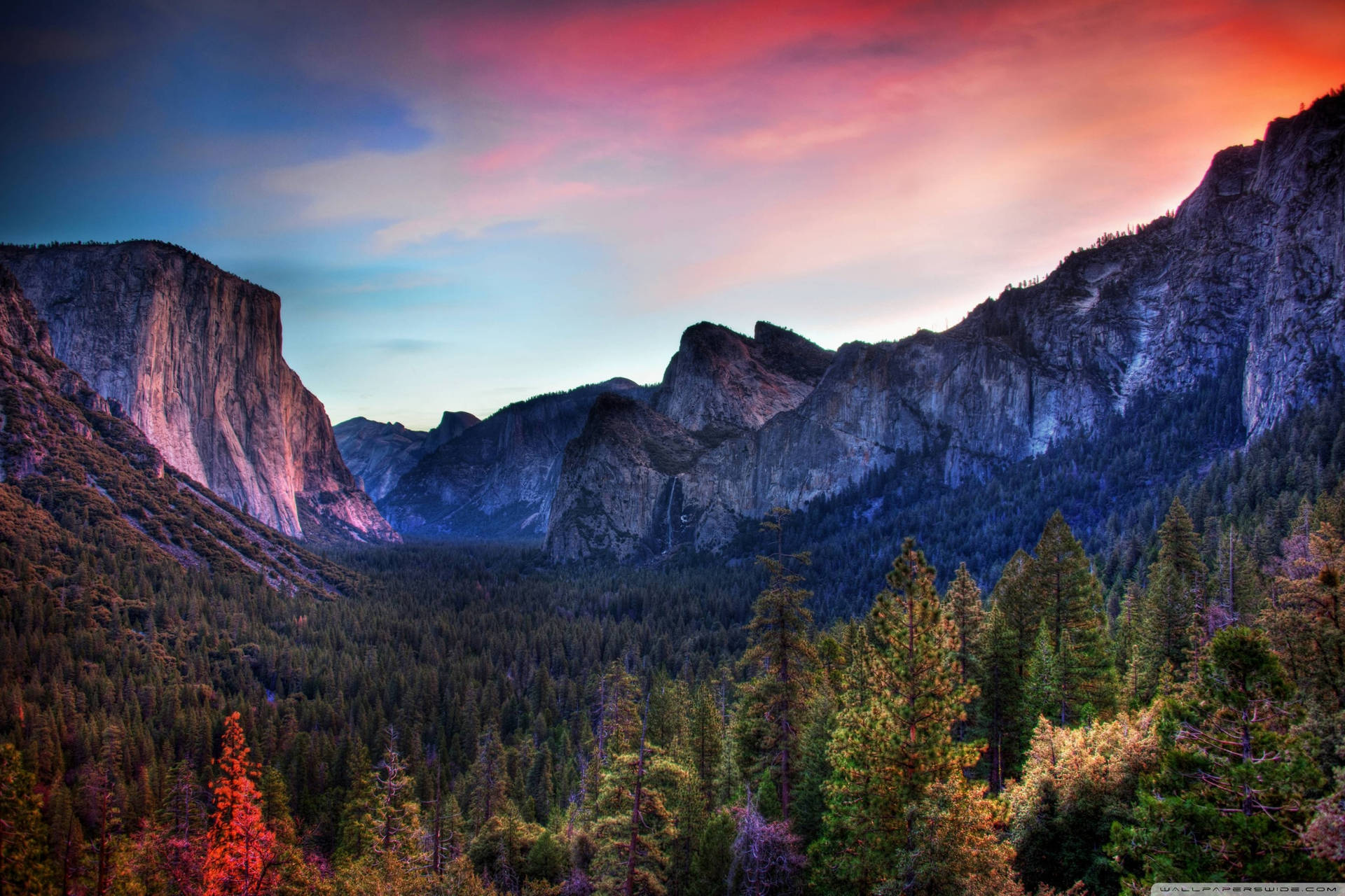 Yosemite National Park Sky Color Background